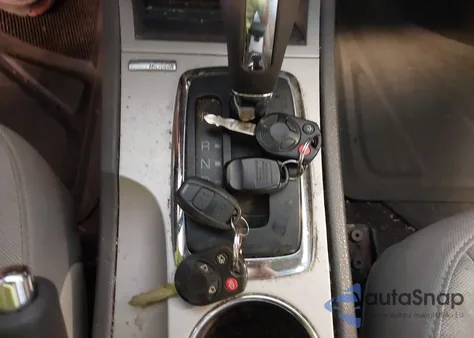 2010 Ford Fusion Se из США, поврежденный, VIN 3FAHP0HA3AR262257